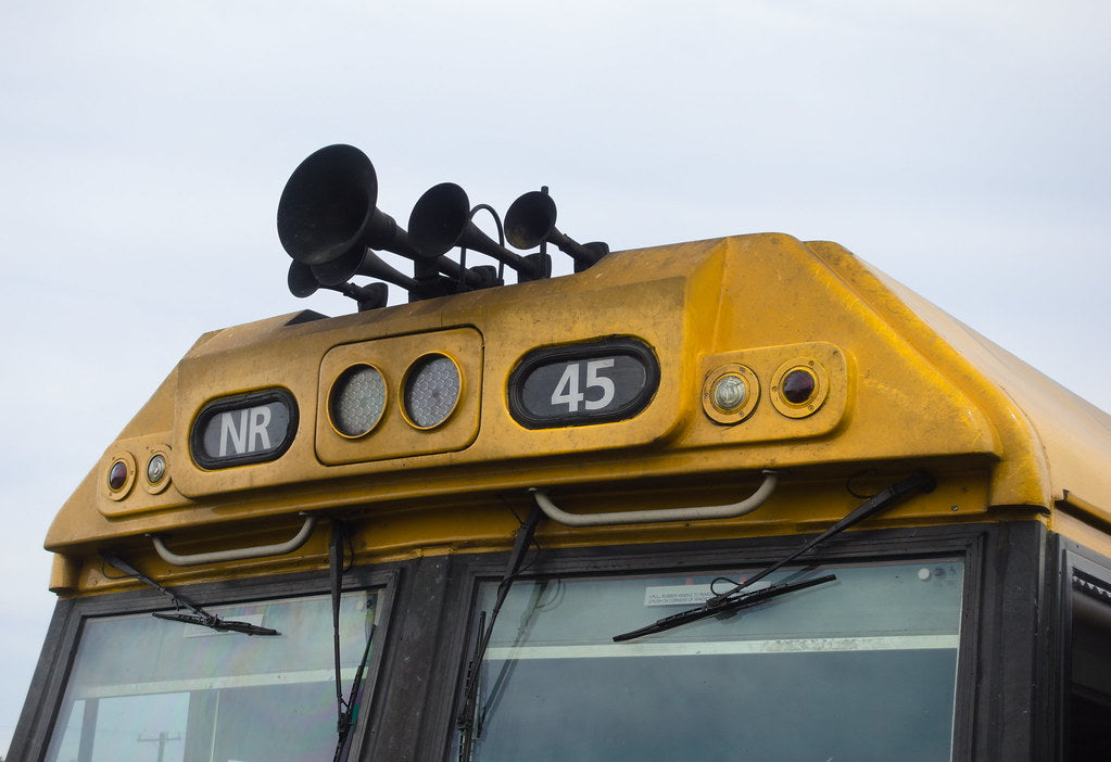 How Does a Battery Train Horn Gun Work? Compressor, Trumpets, and Trigger Explained